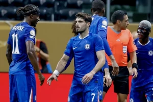 Opet poluprazne tribine, Čelsi rutinski sa Los Anđelesom